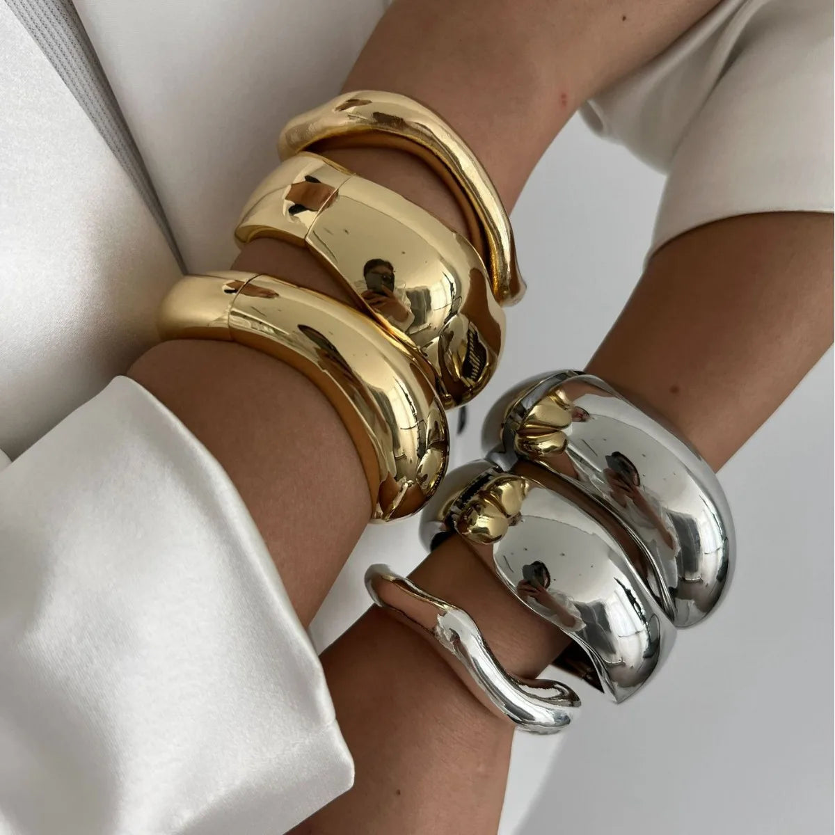 Petal Geometric Brace