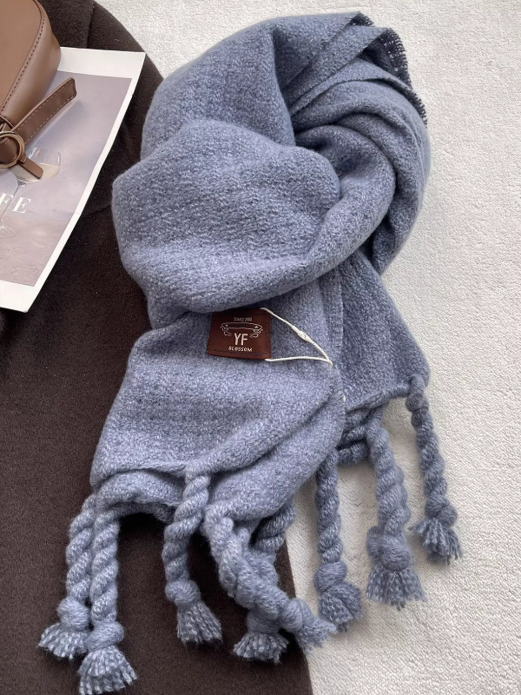 e2fa4f84b1014a8793db3ea1510187d5-Max-Origin